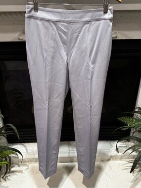St. John Light Lavender Cropped Dress Pants